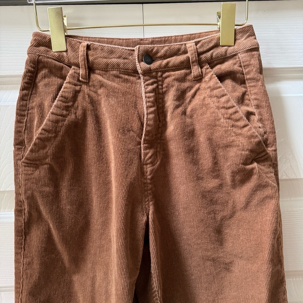 TenTree Corduroy Cropped Straight Leg Eco-Friendly Trousers Pants Women’s size 2 - Picture 4 of 14